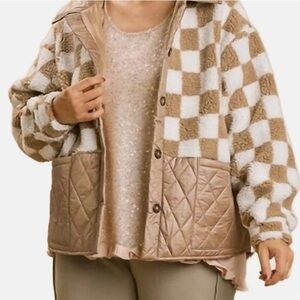 NWOT - UMGEE Brand Checkered Sherpa Jacket with Quilted Pockets // Women’s Large